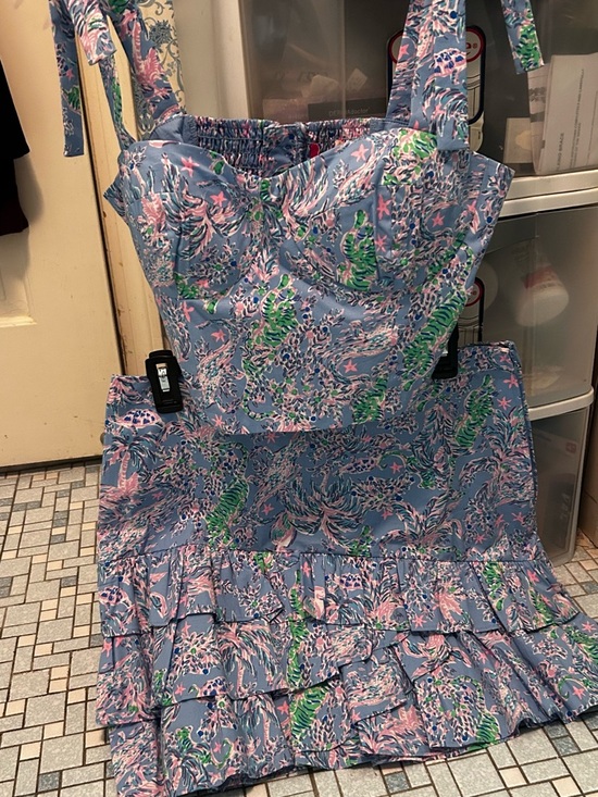 Lilly Pulitzer Dresses & Skirts - NWT- Lilly Pulitzer Sky Blue Floral print 2-piece crop top w/matching skirt S-10